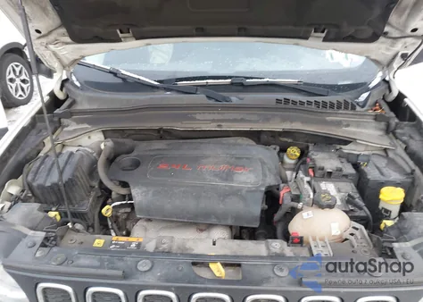 2016 Jeep Renegade Sport из США, поврежденный, VIN ZACCJBAT6GPE00535